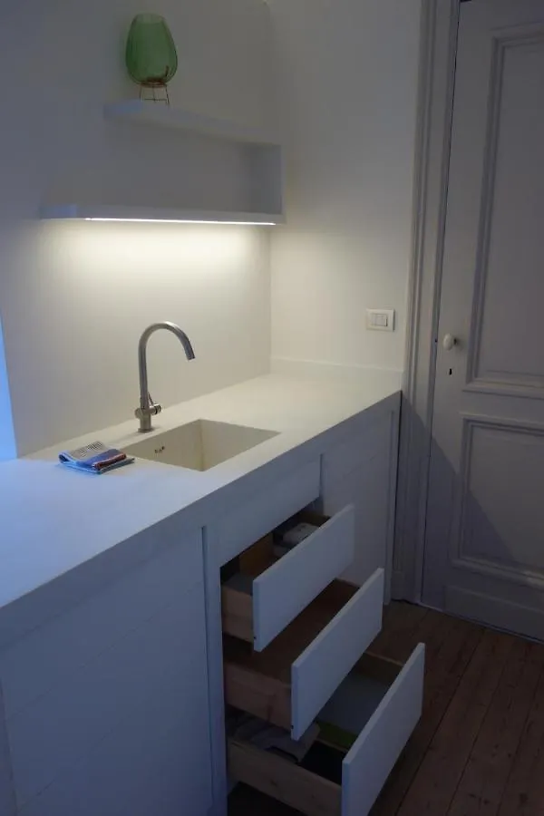 Studio Minerva Antwerpen 0*,